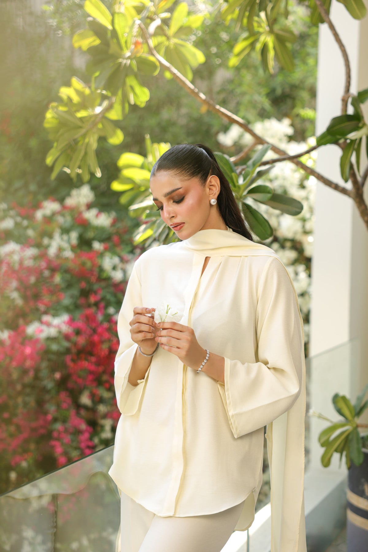 Luna ivory two piece