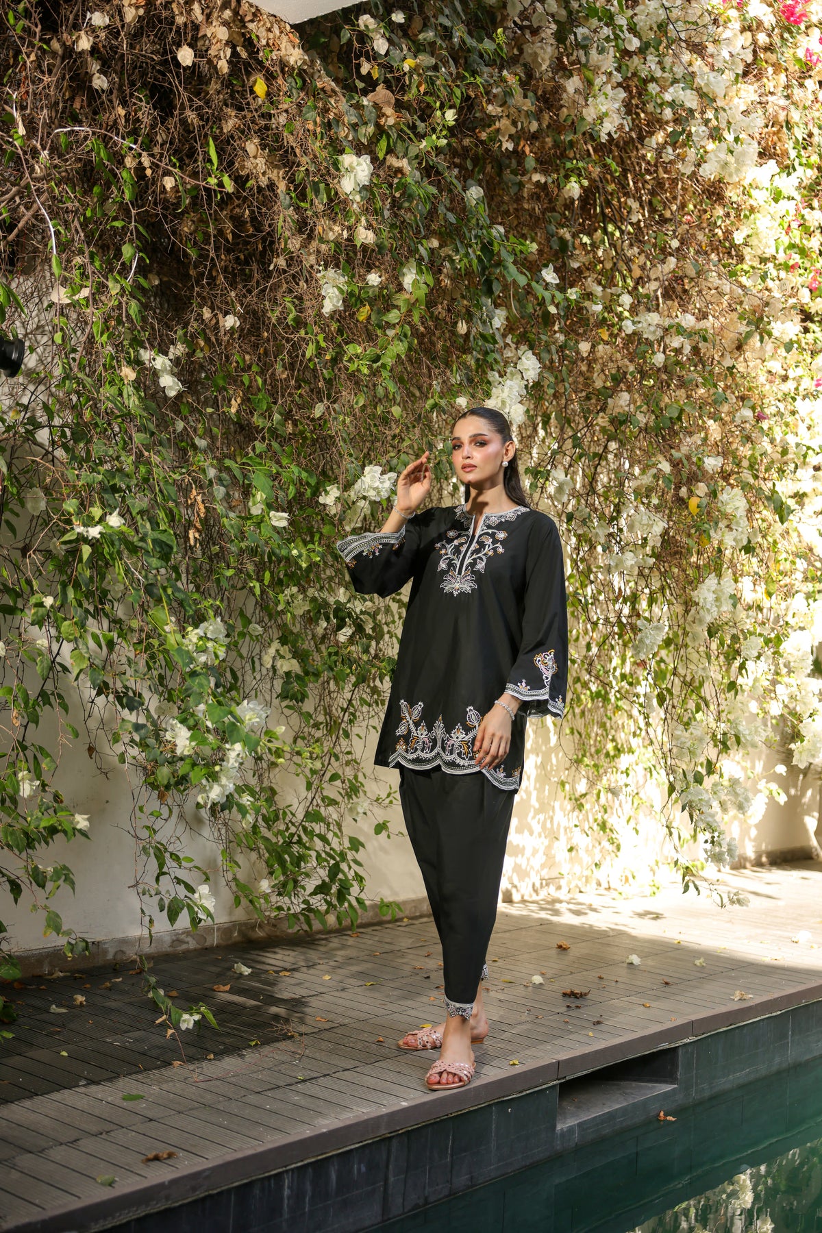 Veya black embroidered two piece